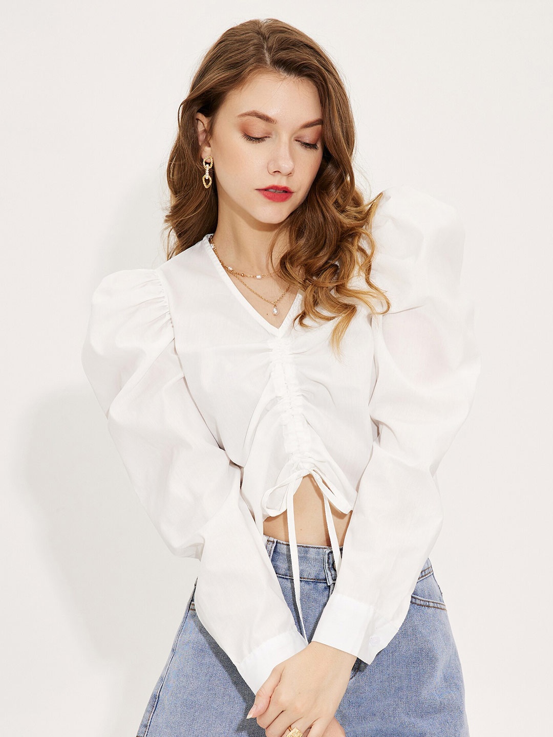 

URBANIC White Tie-Up Neck Top
