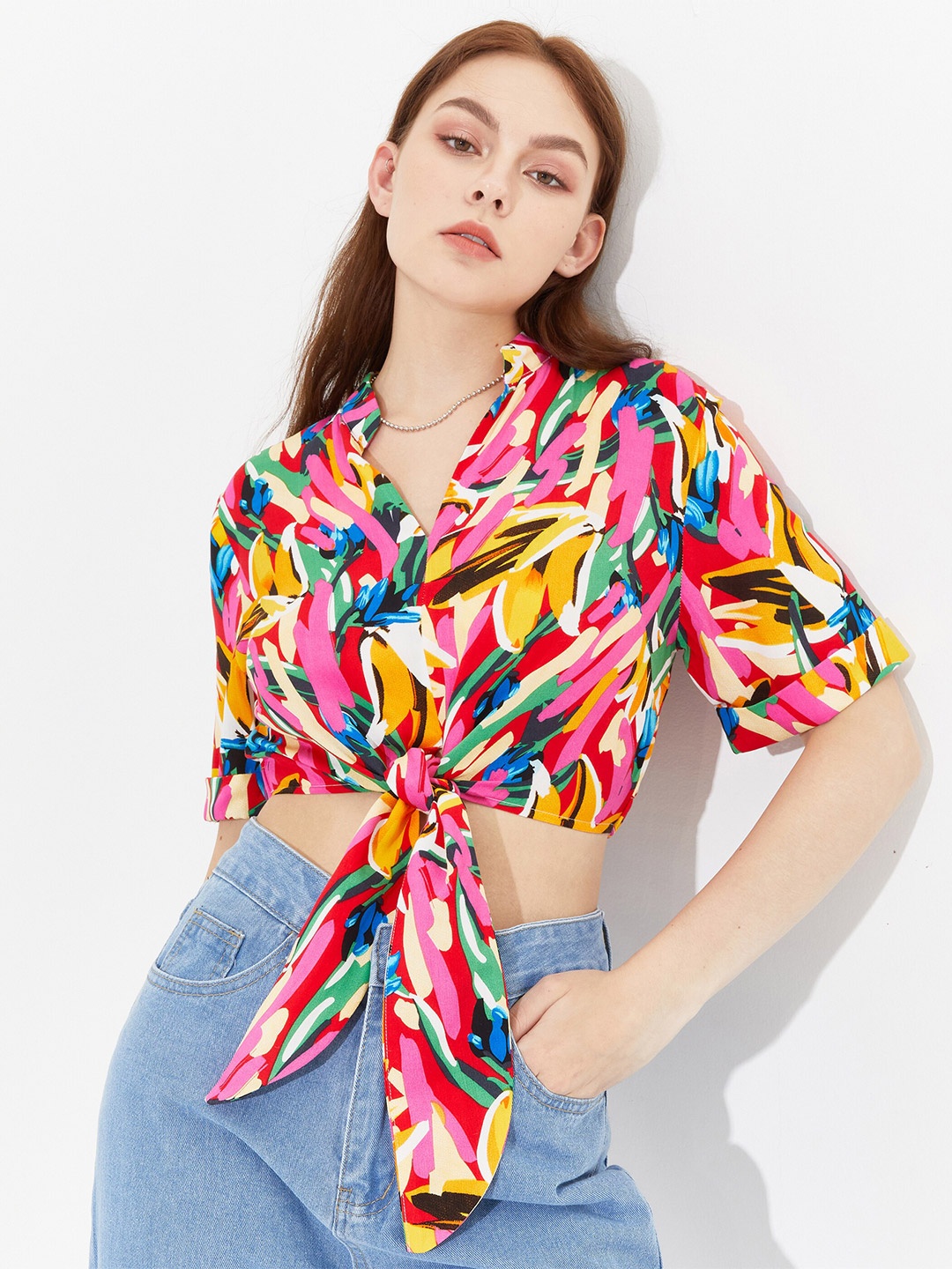 

URBANIC Multicoloured & sand dollar Floral Print Shirt Style Crop Top, Multi