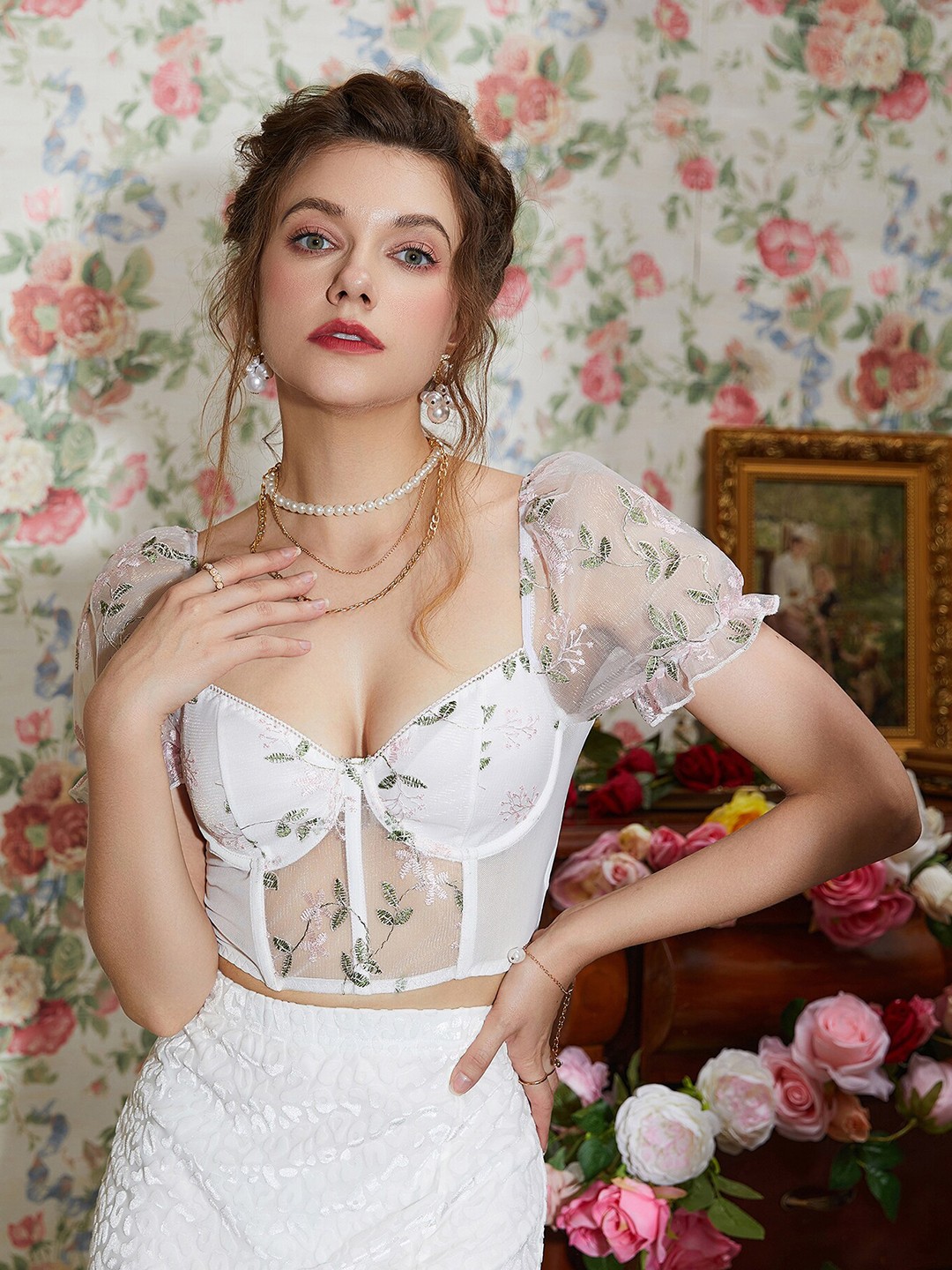 

URBANIC White Floral Print Crop Top