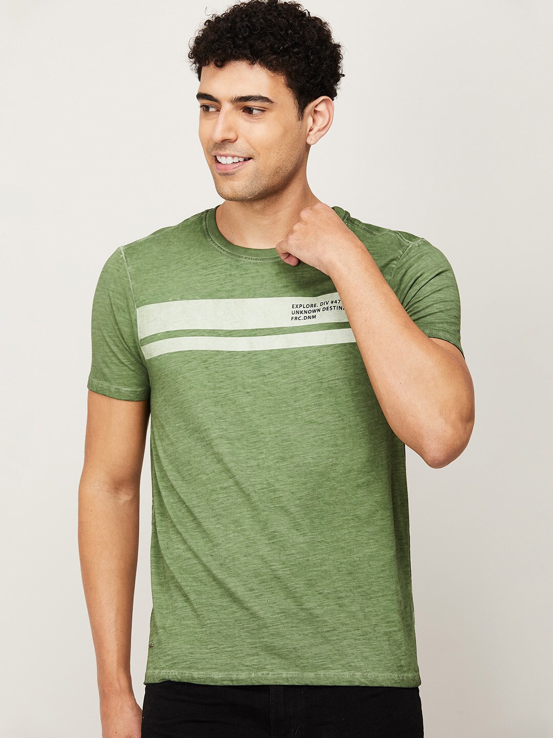 

Forca by Lifestyle Men Olive Green Printed Applique Slim Fit T-shirt