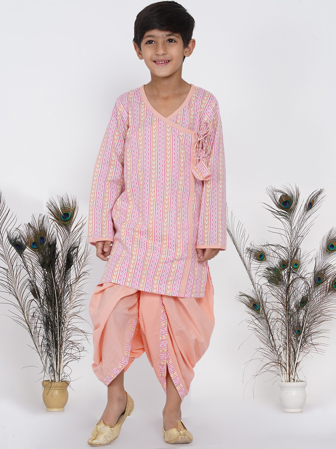 

Little Bansi Boys Multicoloured Ethnic Motifs Printed Pure Cotton Kurta with Dhoti Pants & With Dupatta, Multi