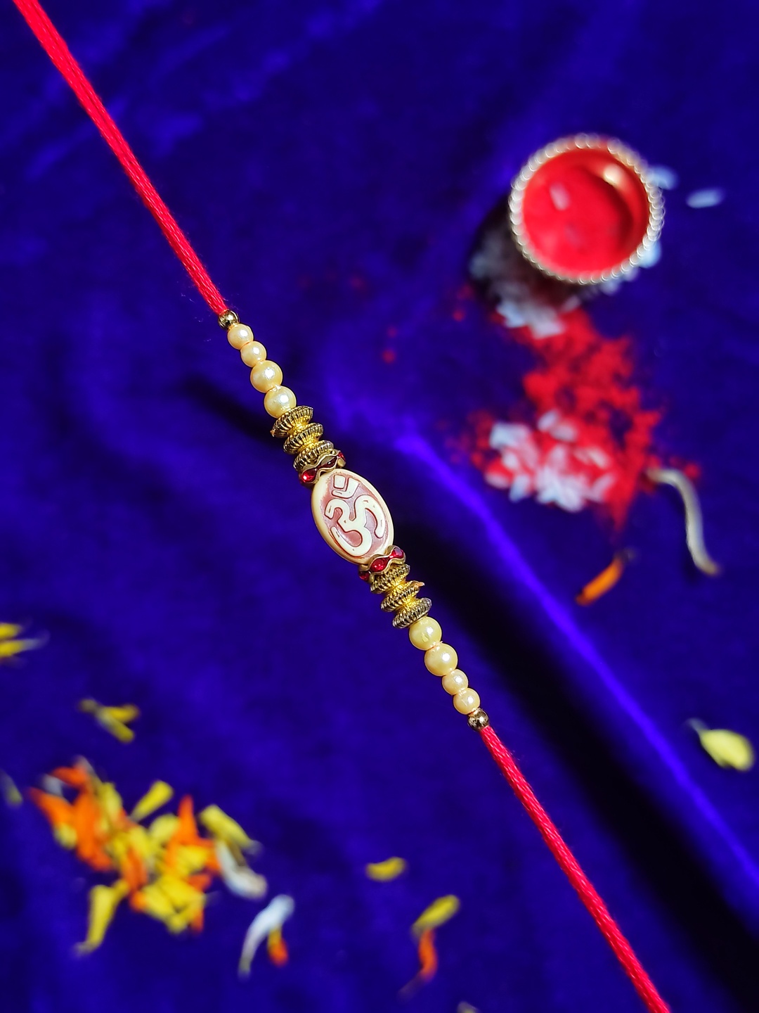 

CRAYTON Men Red & Brown Beaded Thread Rakhi