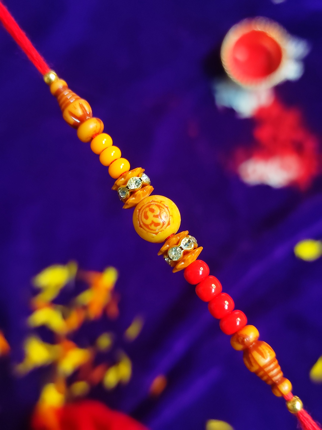 

CRAYTON Men Multi-Colored Beaded Tie-Up Rakhi