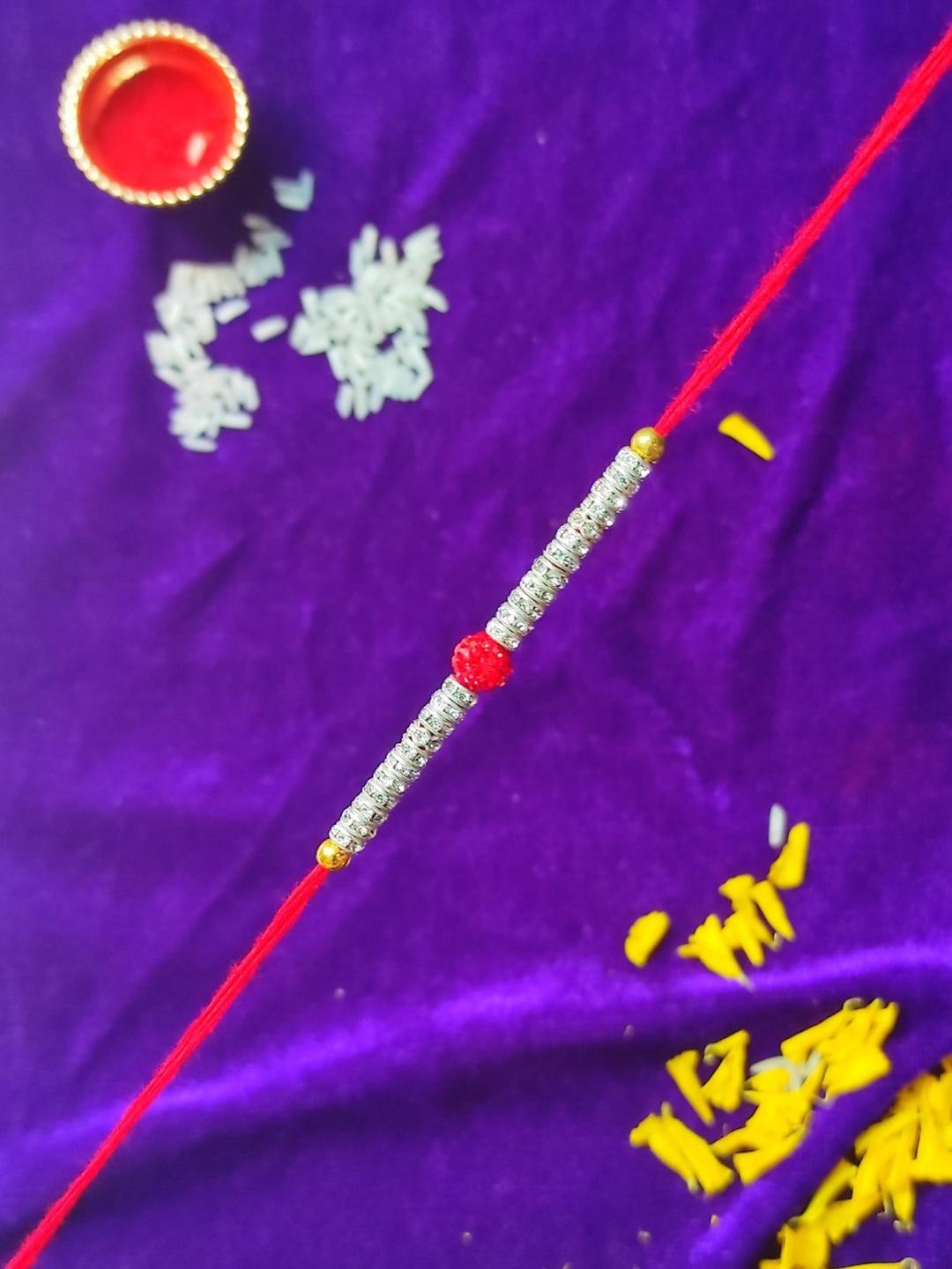 

CRAYTON Men Maroon Beaded White & Red Glittery Stone Studded Rakhi