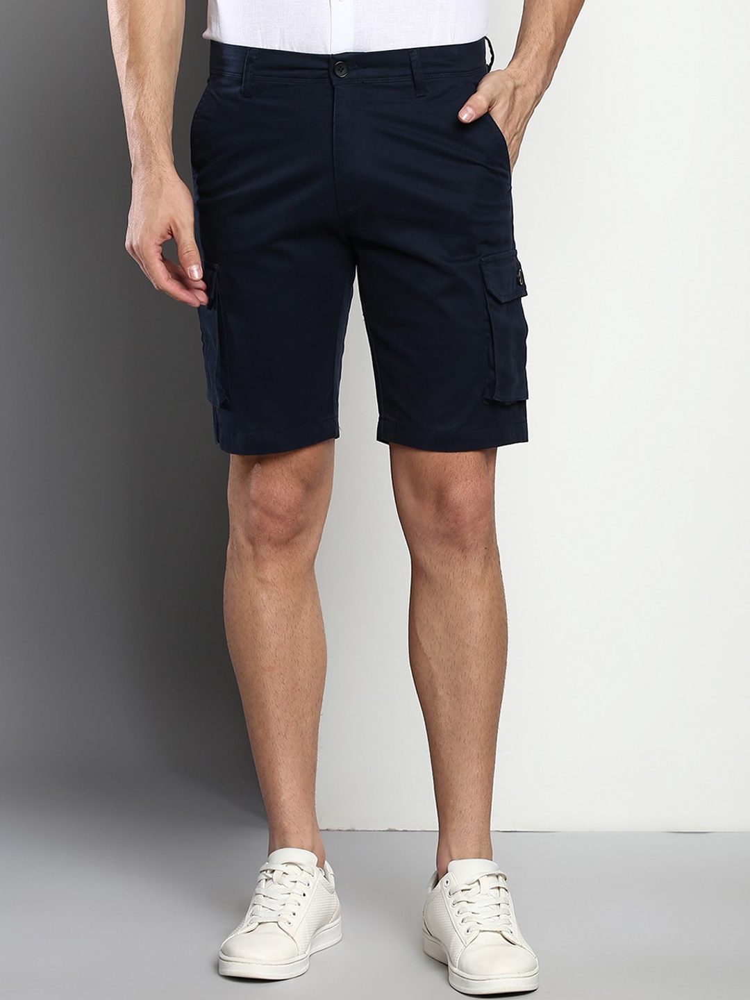 

Dennis Lingo Men Navy Blue Slim Fit Cargo Shorts