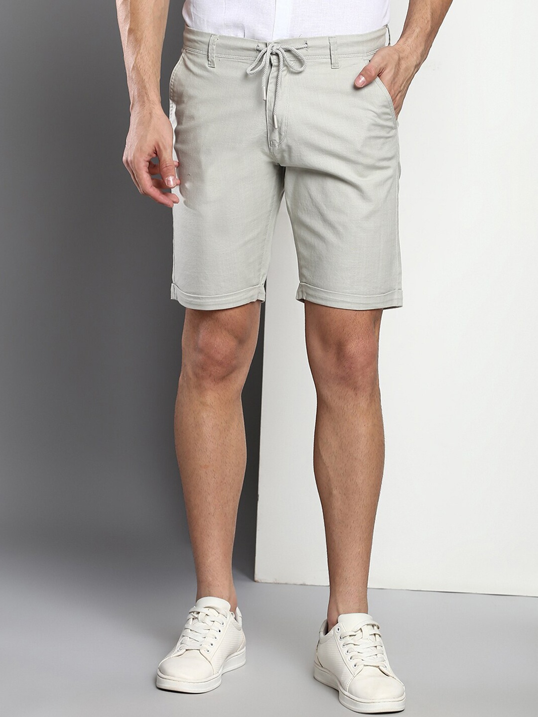 

Dennis Lingo Men Grey Slim Fit Shorts