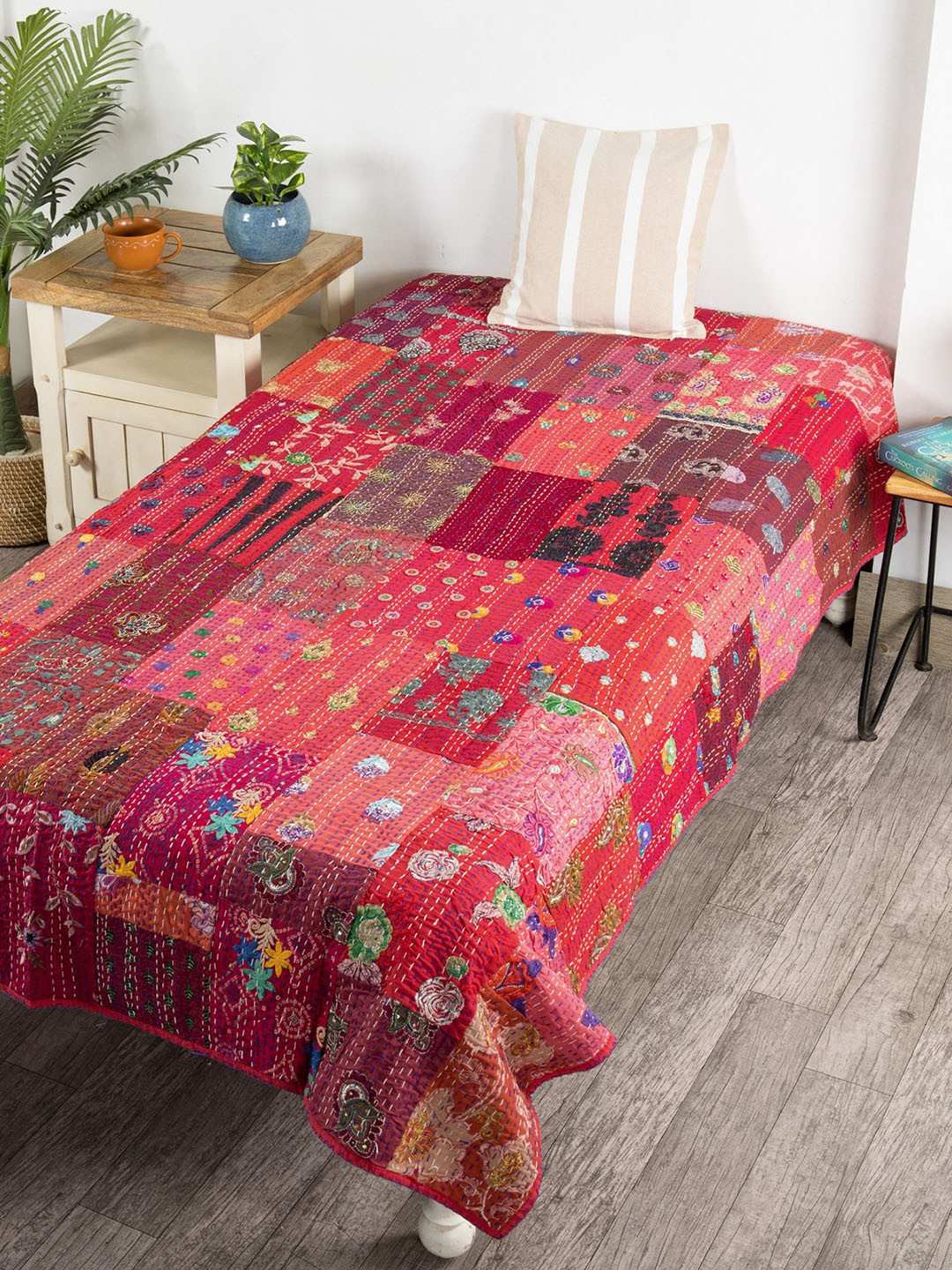 

HANDICRAFT PALACE Women Red & Maroon Kantha Embroidered Patchwork Cotton Bed Covers
