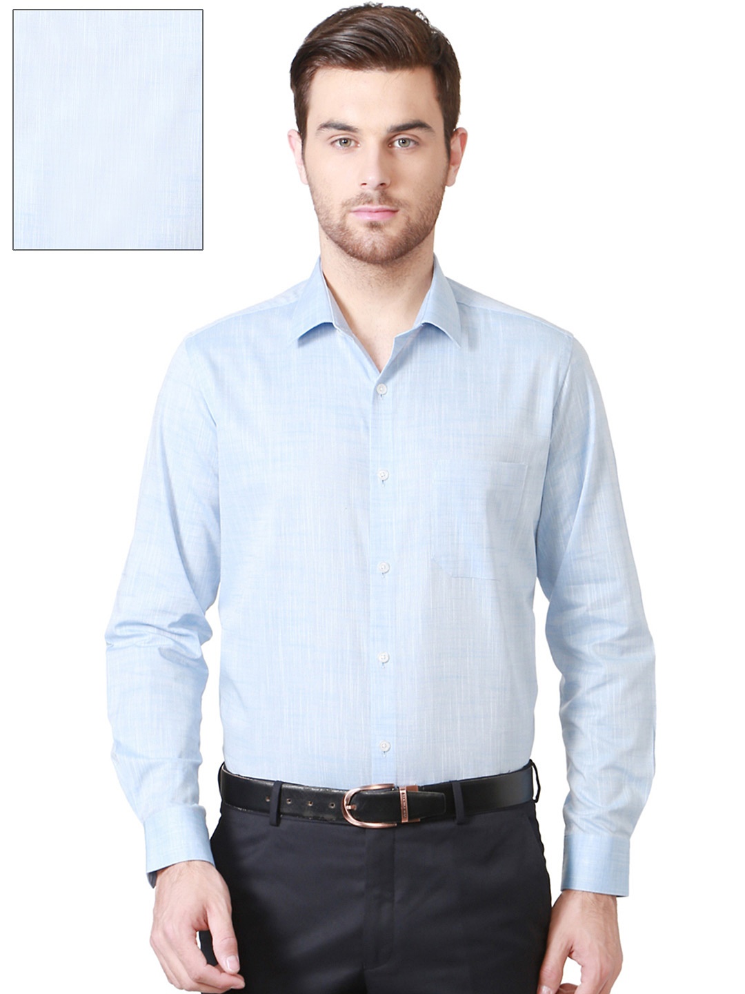 

Peter England Men Blue Nuvo Regular Fit Solid Formal Shirt
