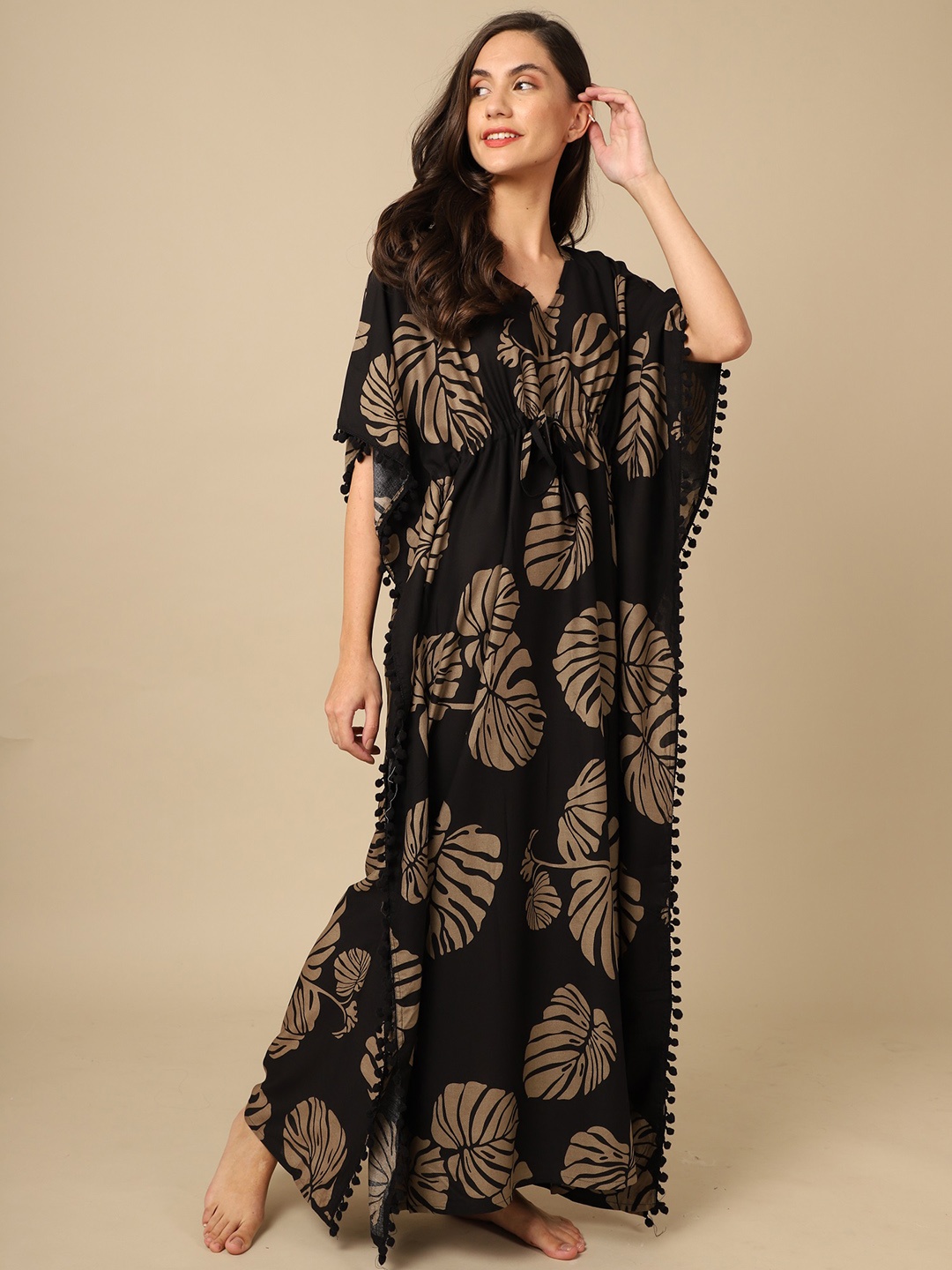 

Boston Club Black Printed Maxi Nightdress