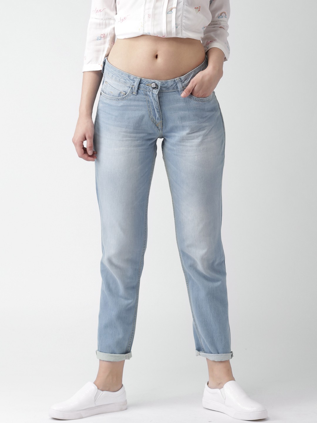 

Mast & Harbour Women Blue Boyfriend Fit Mid-Rise Clean Look Jeans