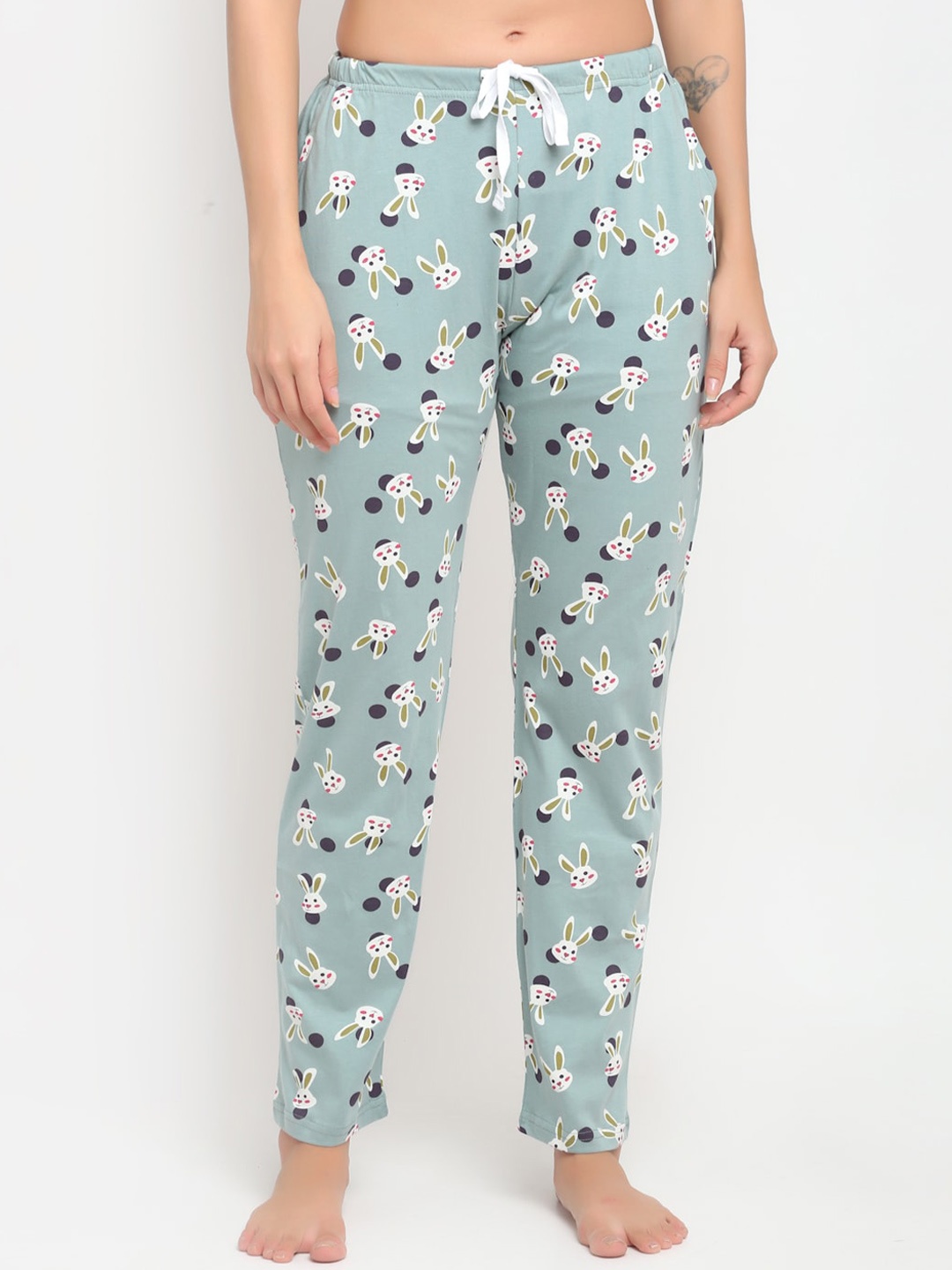 

Kanvin Women Green Printed Lounge Pants