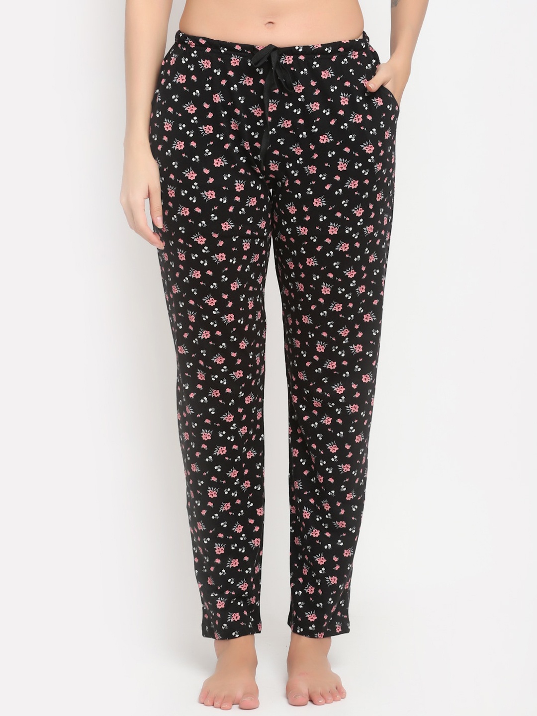 

Kanvin Women Black Printed Lounge Pants