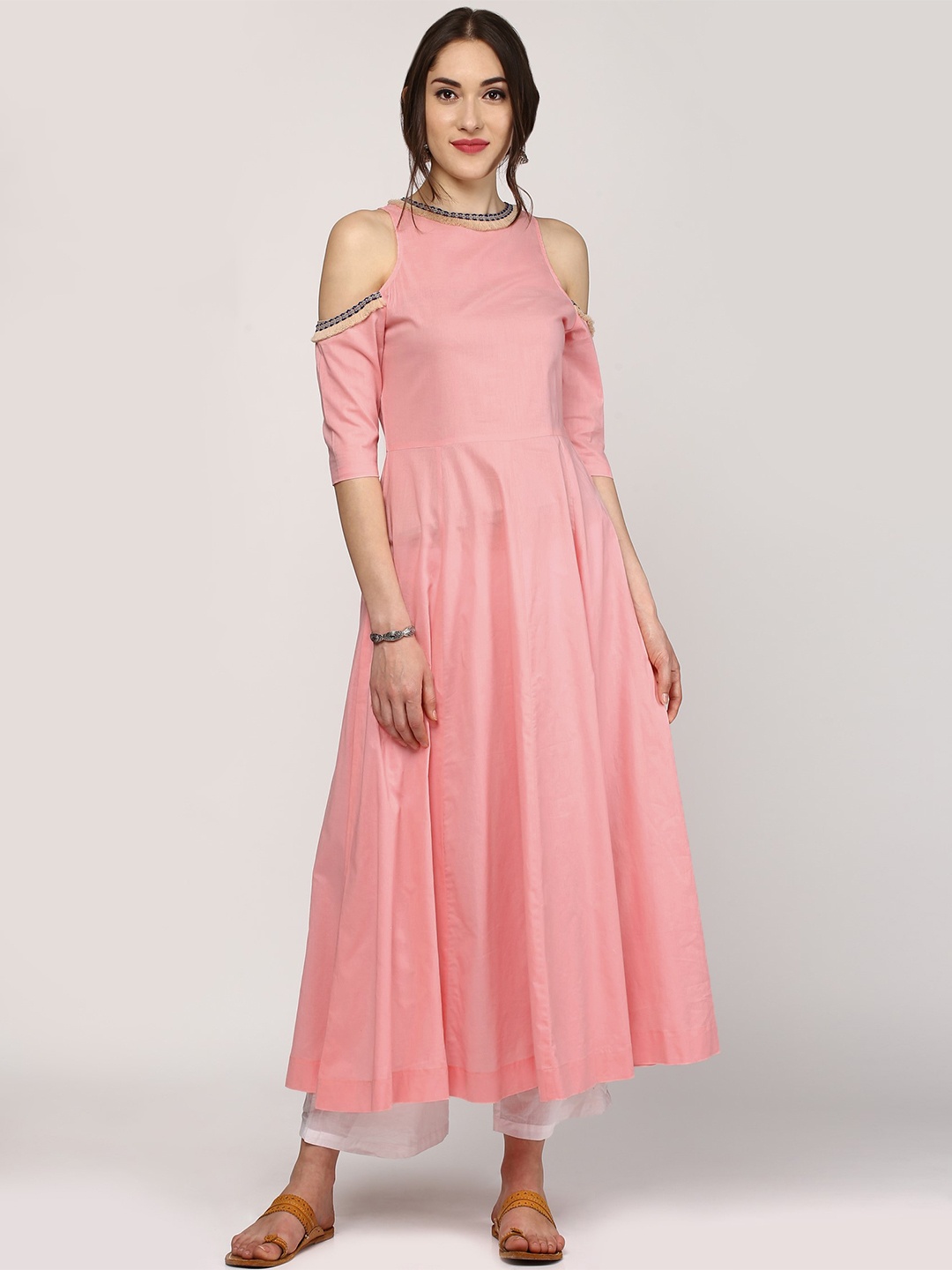 

SASSAFRAS Women Pink Solid Anarkali Kurta