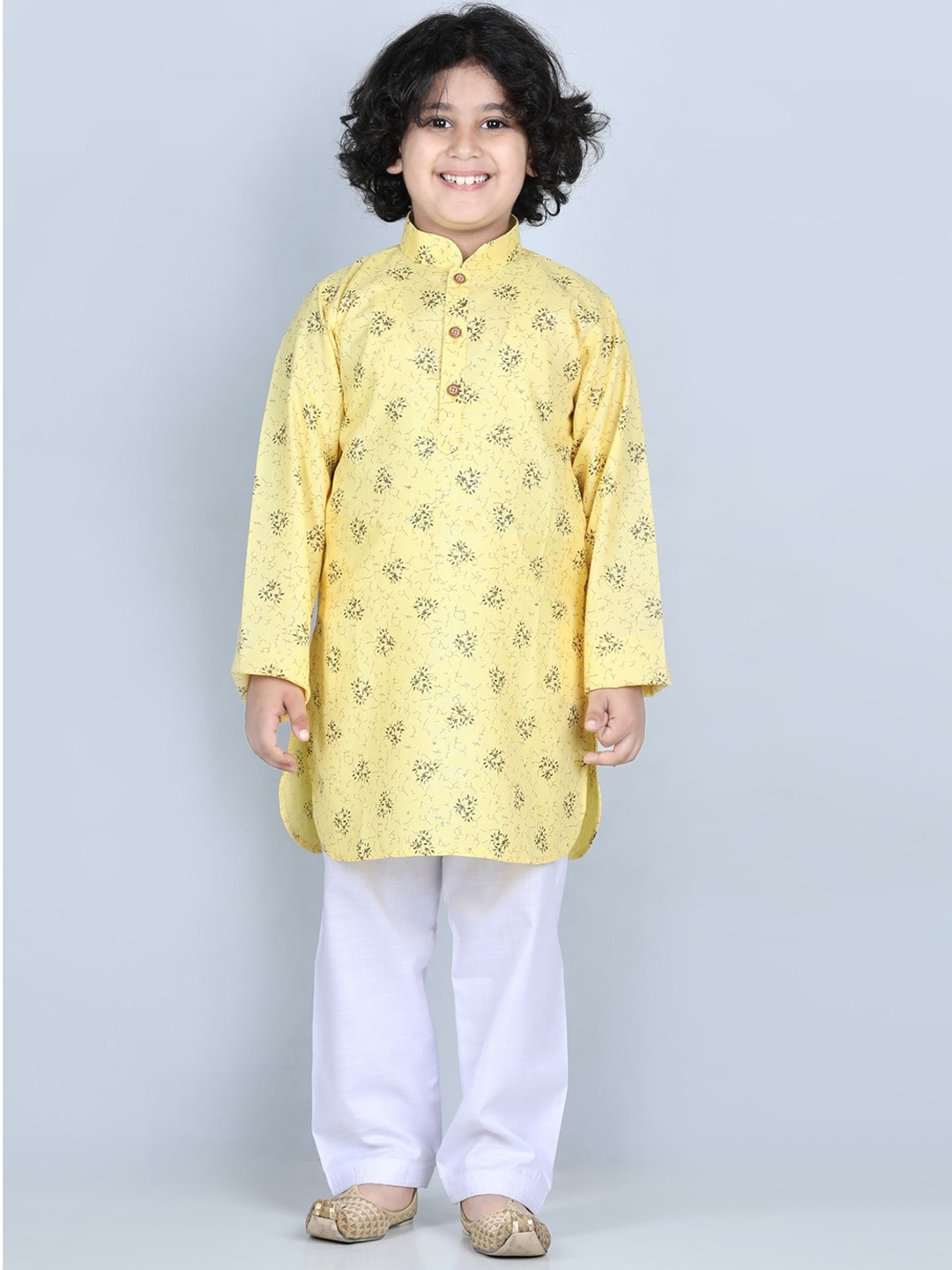 

Kidling Boys Yellow Floral Printed Kurta with Pyjamas & With Dupatta