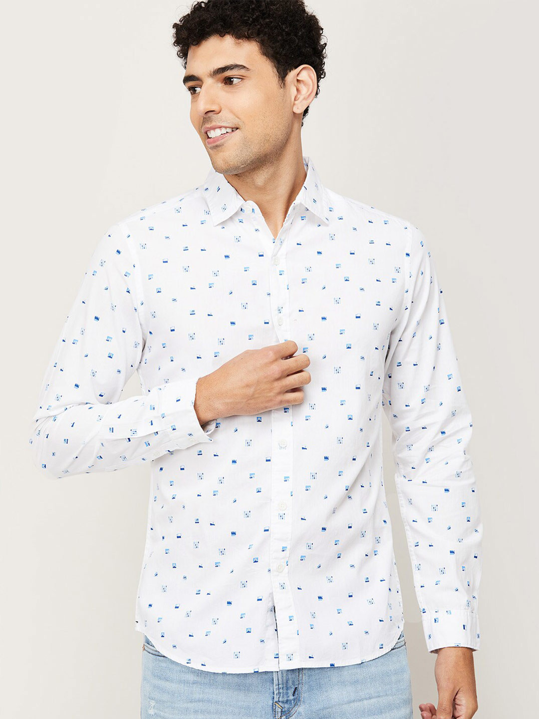 

Fame Forever by Lifestyle Men White Printed Casual Shirt