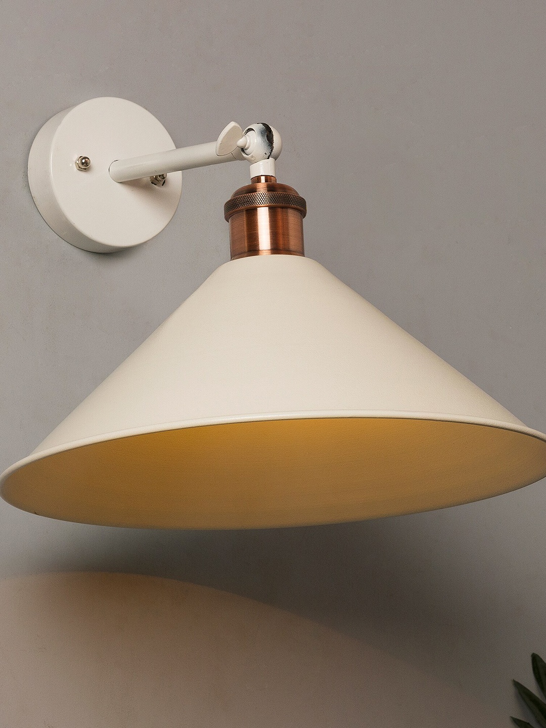 

Homesake White Solid Handcrafted Wall Lamps