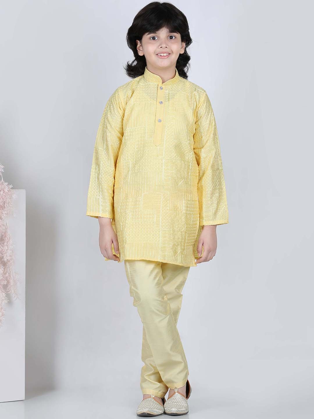 

Aj DEZInES Boys Yellow Raw Silk Kurta with Pyjamas