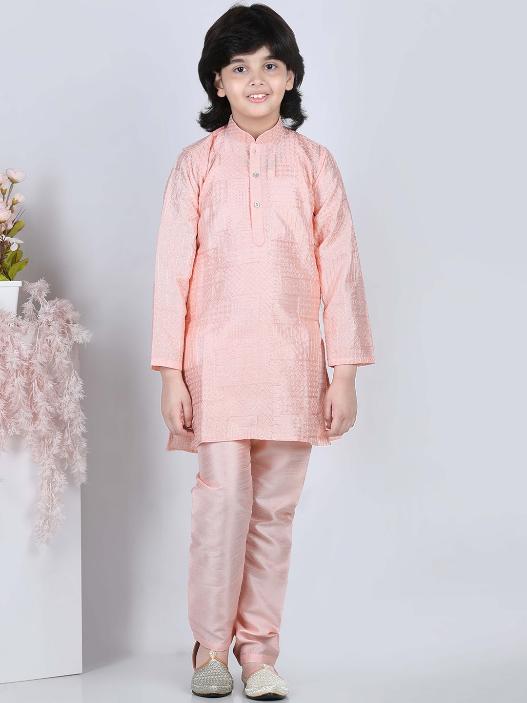 

Aj DEZInES Boys Peach-Coloured Raw Silk Kurti with Pyjamas