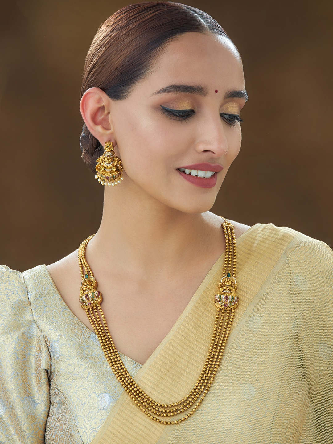 

Kushal's Fashion Jewellery Gold-Plated Red Stone Studded Jewellery Set