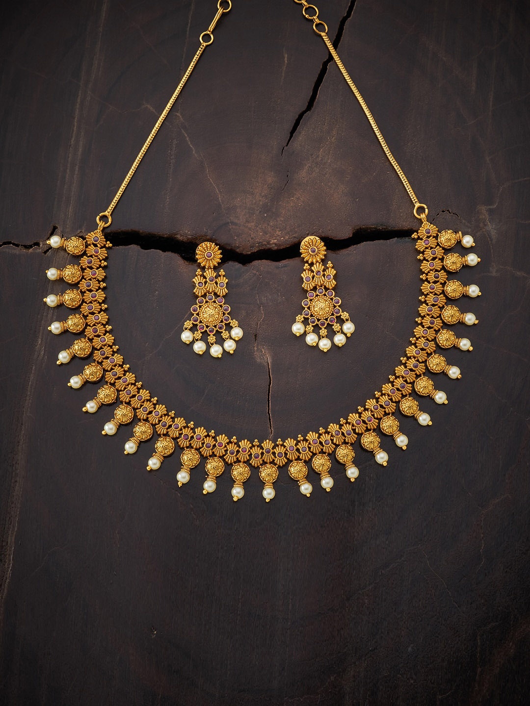 

Kushal's Fashion Jewellery Gold-Plated Red & White Stone-Studded & Beaded Jewellery Set