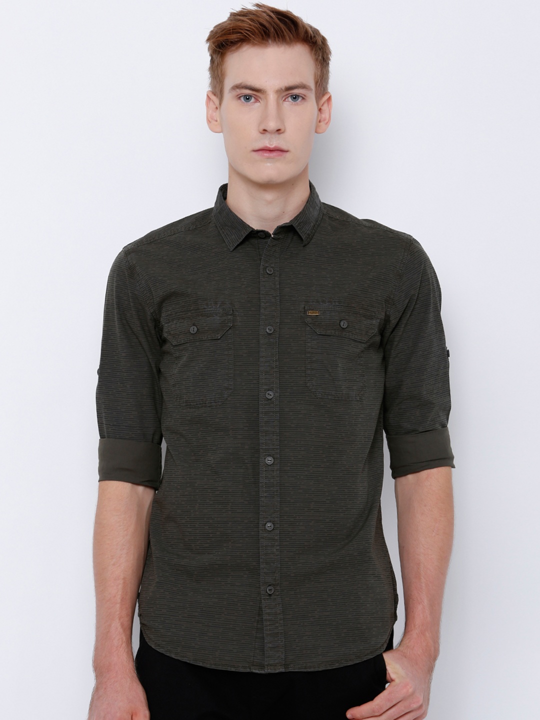 

LOCOMOTIVE Men Olive Green Slim Fit Striped Casual Shirt
