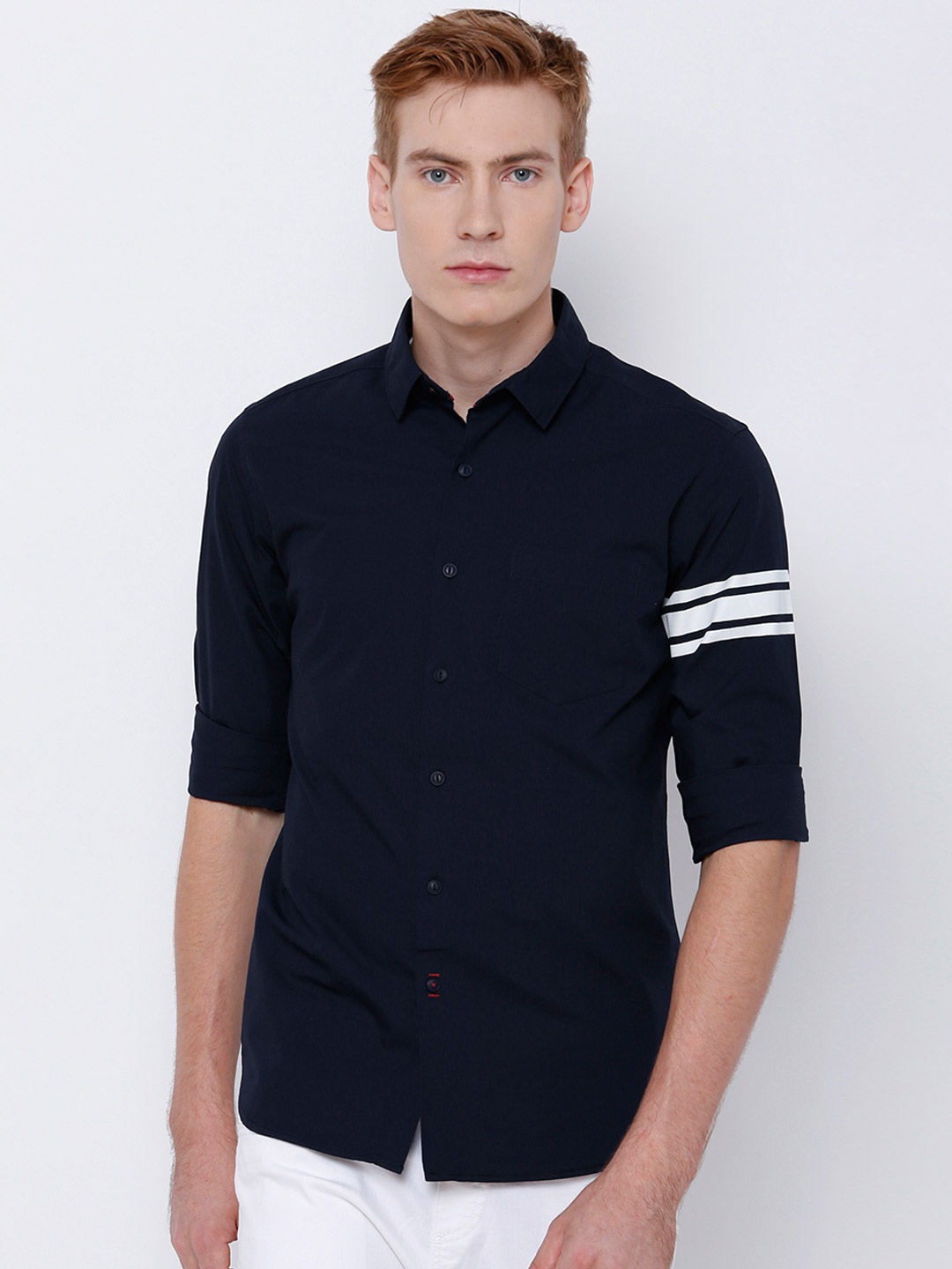 

LOCOMOTIVE Men Navy Slim Fit Solid Casual Shirt, Navy blue