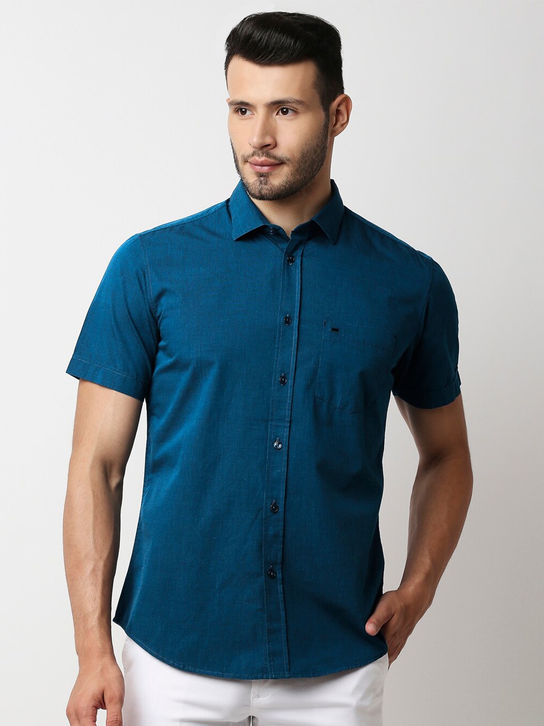 

Basics Men Blue Slim Fit Casual Shirt