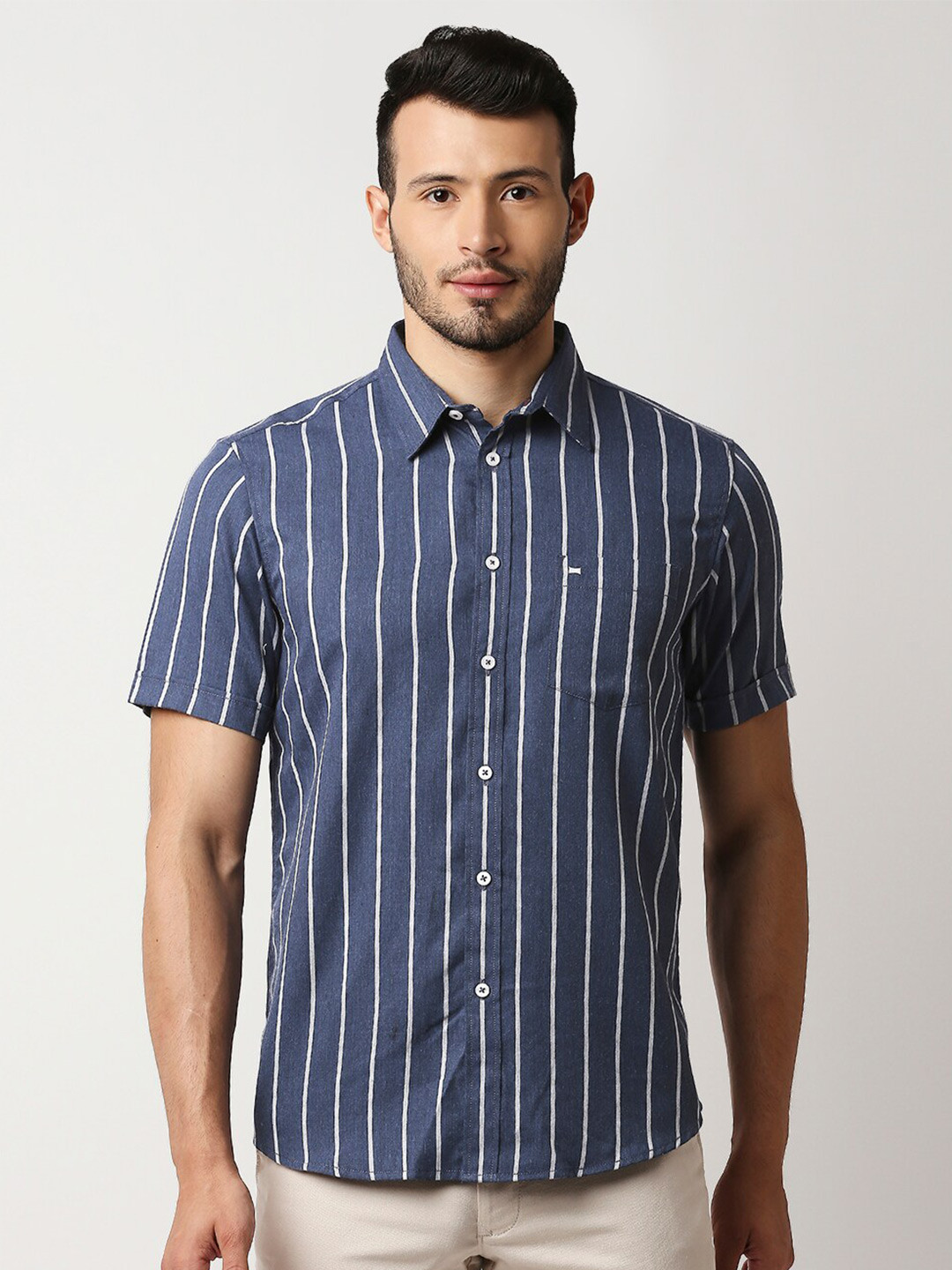 

Basics Men Blue Slim Fit Striped Casual Shirt