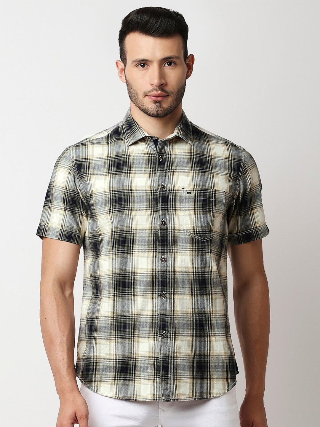 

Basics Men Green Slim Fit Tartan Checks Checked Casual Shirt