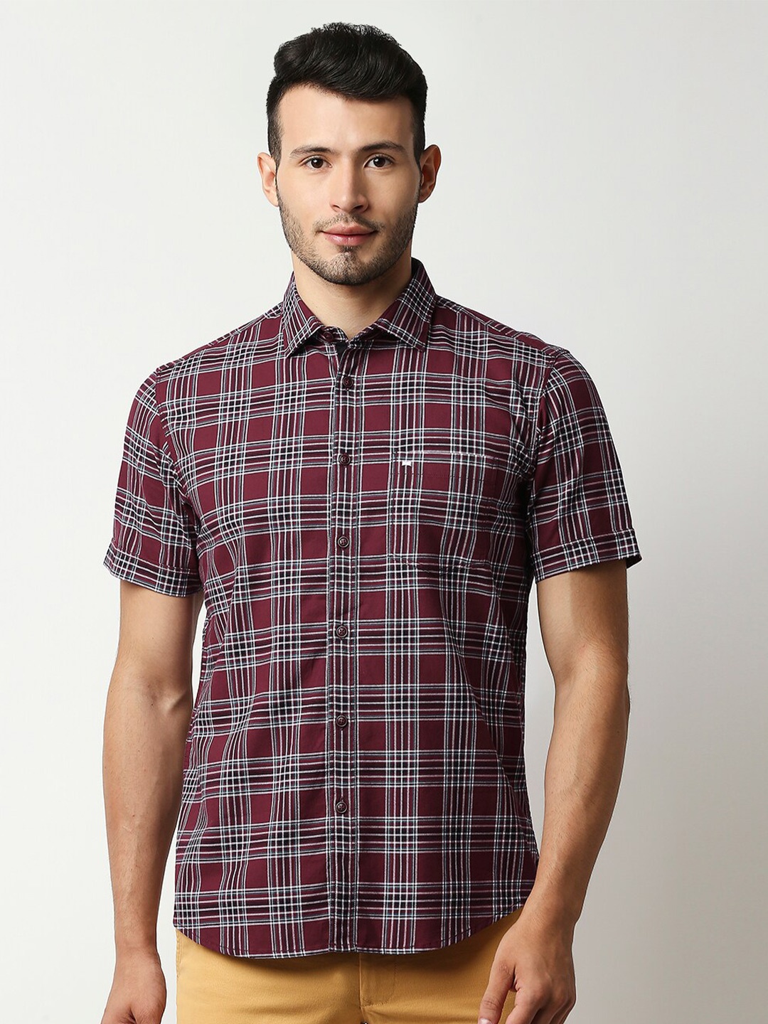 

Basics Men Maroon Slim Fit Tartan Checks Checked Casual Shirt