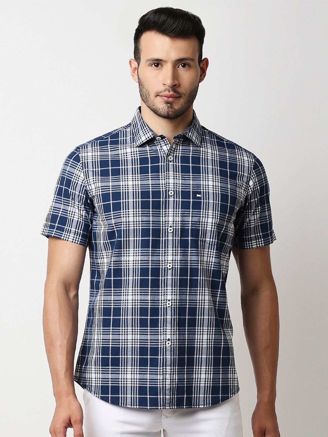 

Basics Men Navy Blue Slim Fit Tartan Checks Checked Casual Shirt