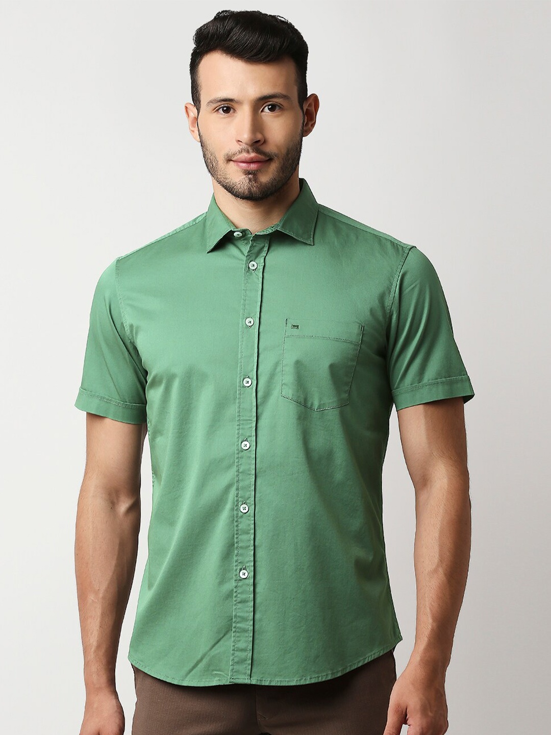 

Basics Men Green Slim Fit Casual Shirt