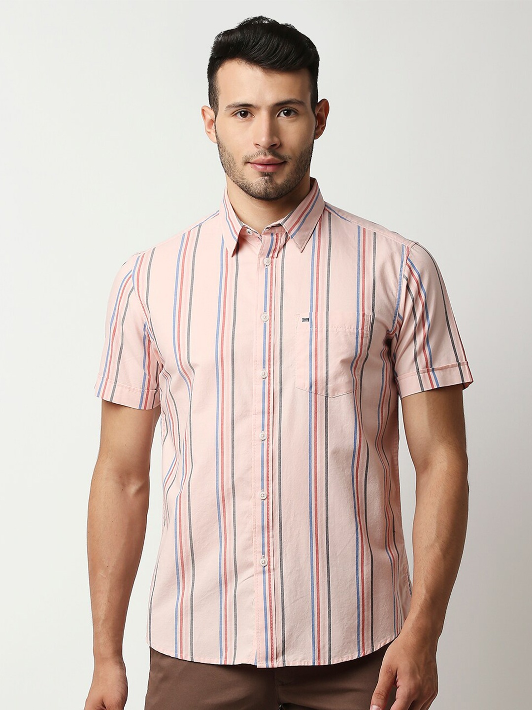 

Basics Men Pink Slim Fit Striped Casual Shirt