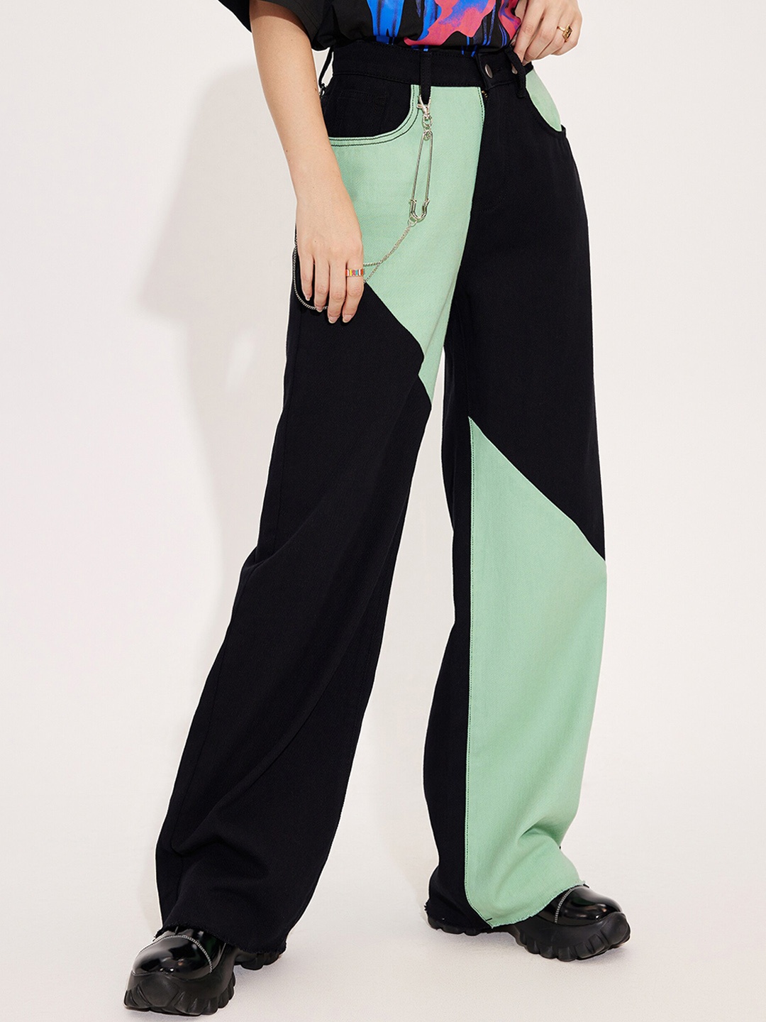 

URBANIC Women Multicoloured Slash Knee Jeans, Multi