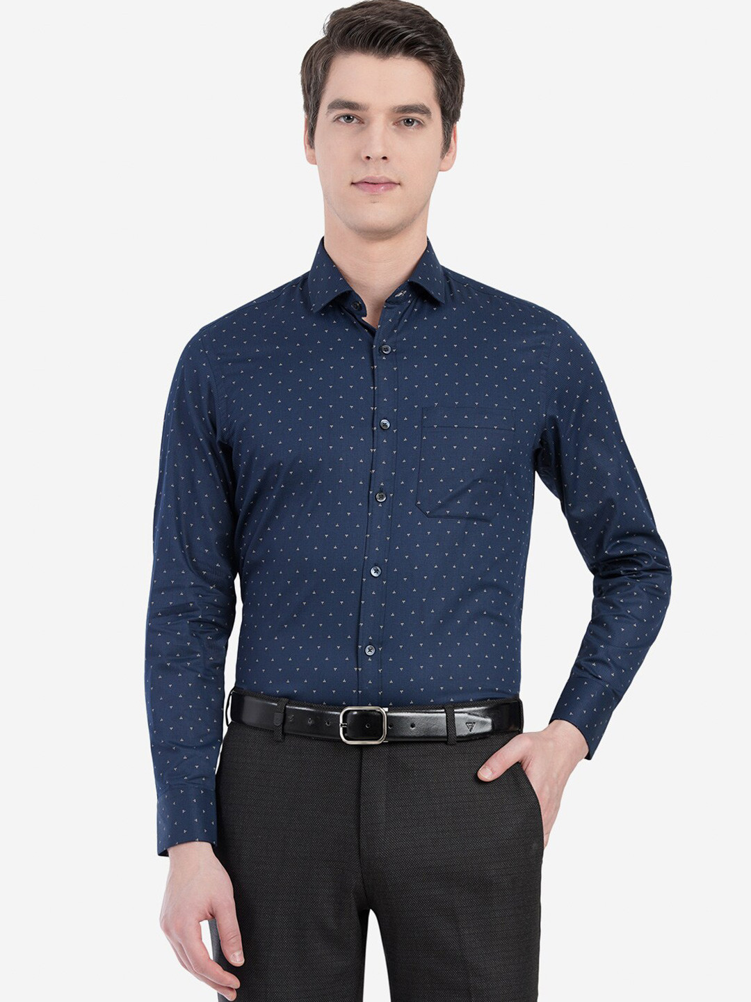 

Greenfibre Men Navy Blue Custom Slim Fit Printed Casual Shirt