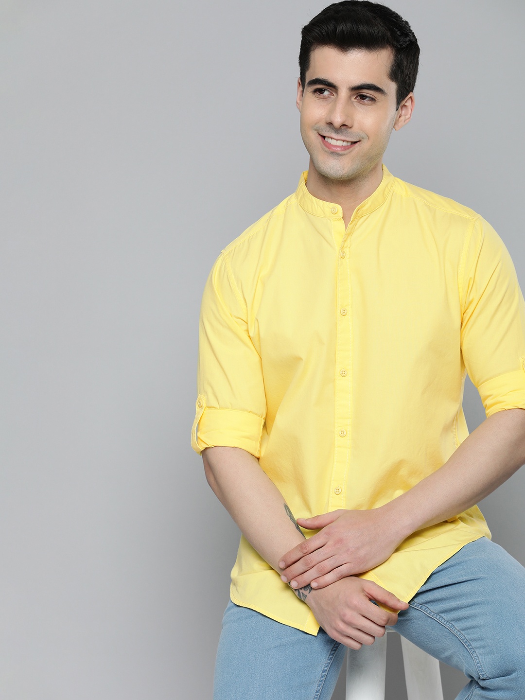 

HERE&NOW Men Solid Slim Fit Pure Cotton Casual Shirt, Yellow