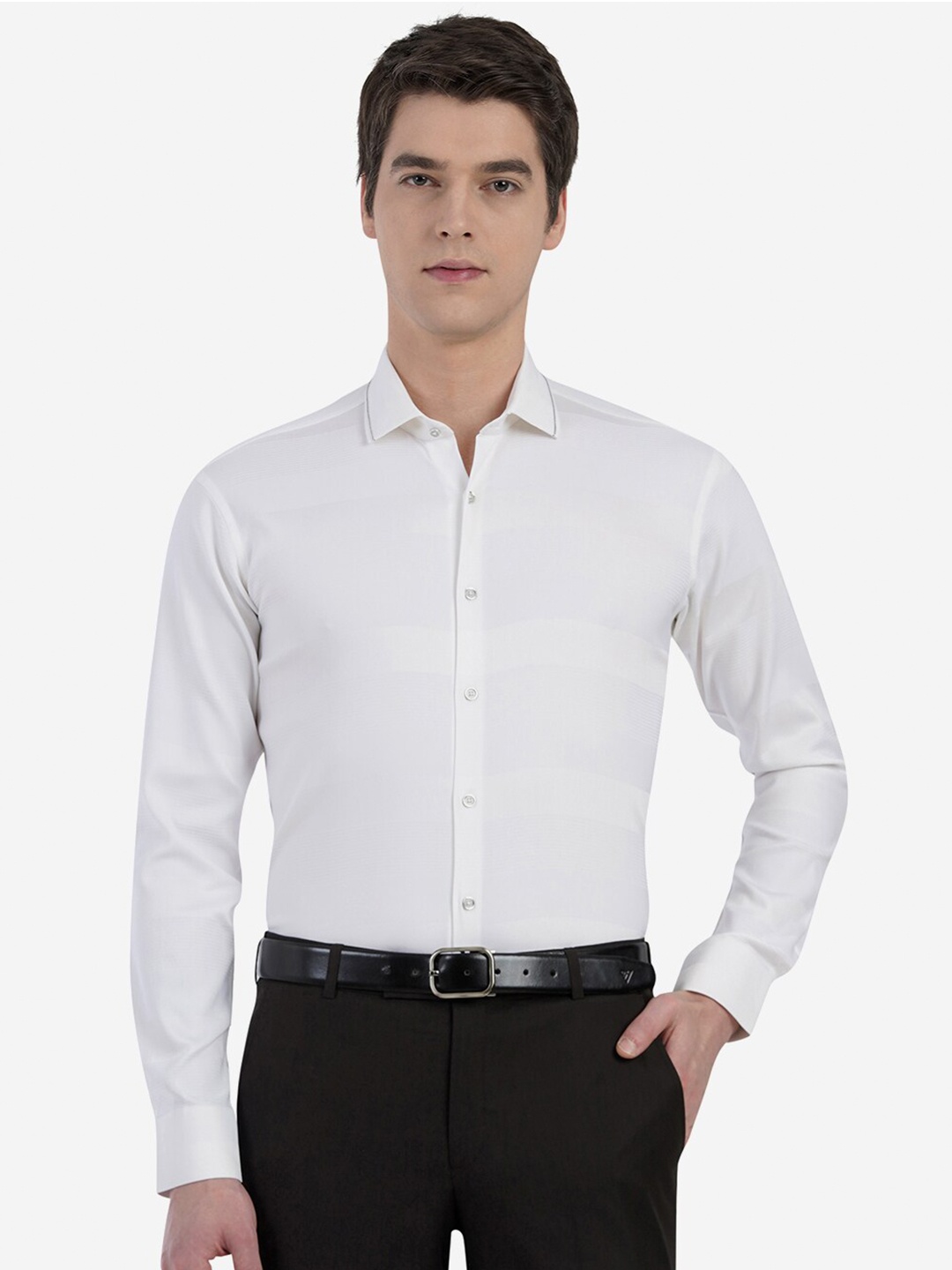 

JB STUDIO Men White Custom Slim Fit Casual Shirt