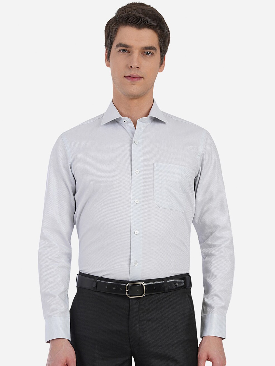 

METAL Men Blue Custom Slim Fit Printed Casual Shirt