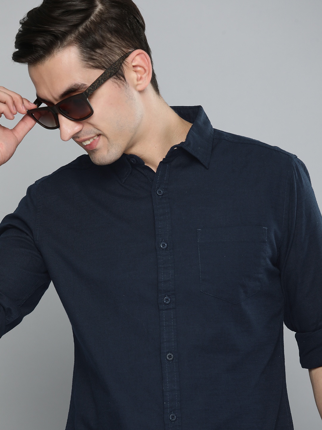 

HERE&NOW Men Blue Solid Pure Cotton Casual Shirt