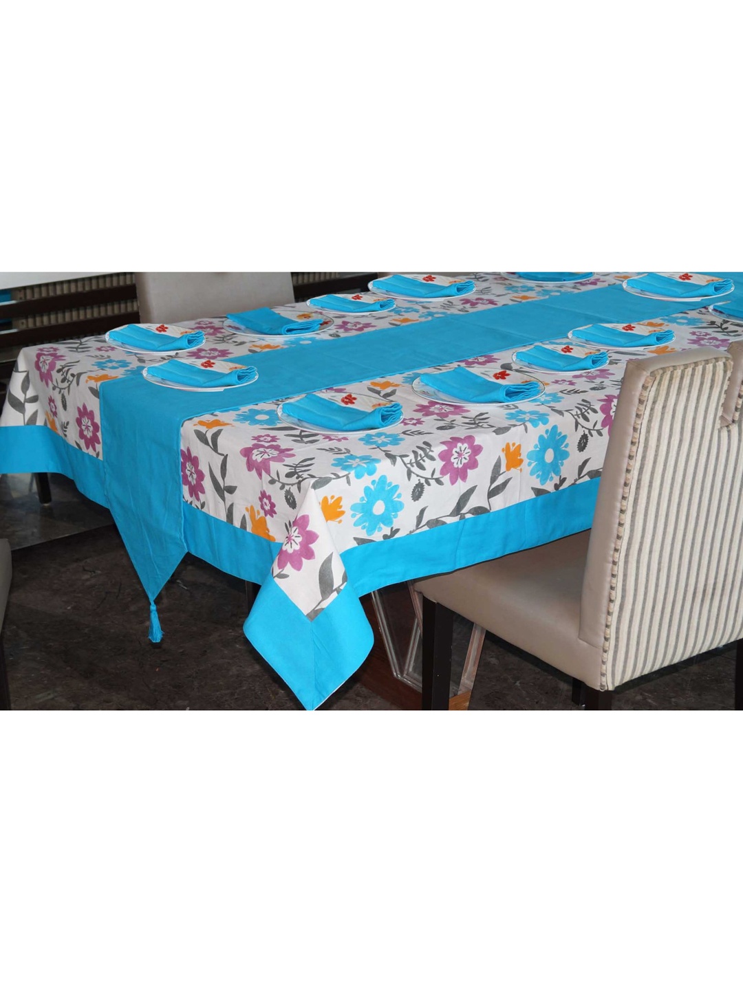 

Lushomes Blue & White 14 Pieces Floral Printed Cotton 12-Seater Table Linen Set