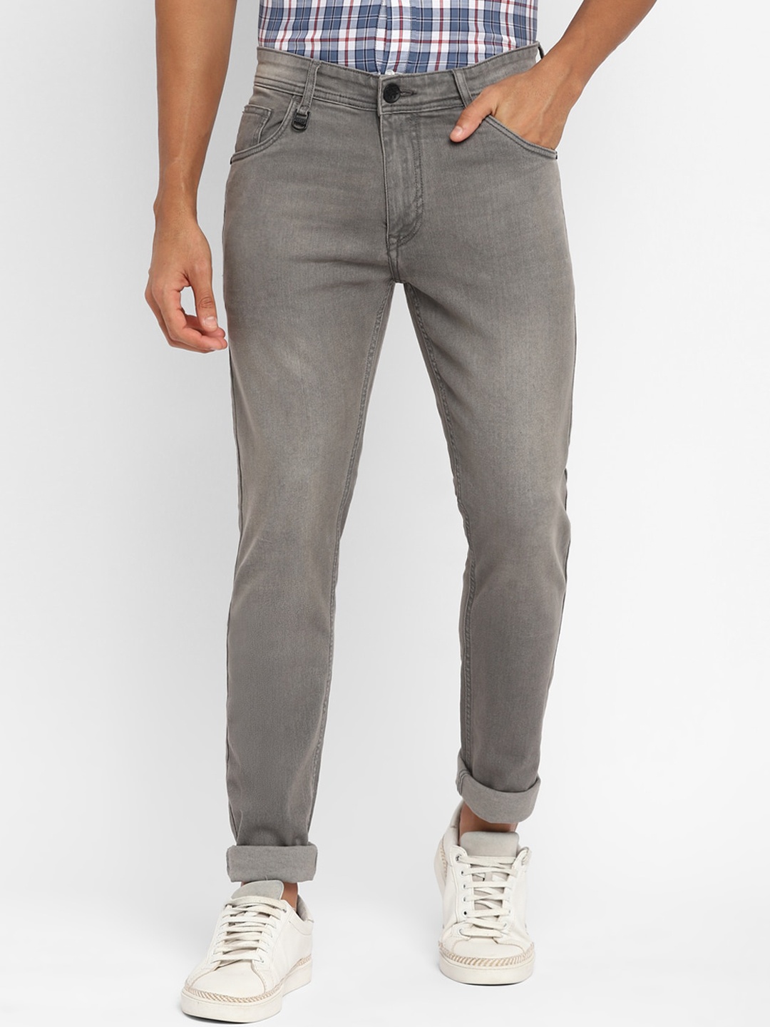 

Red Chief Men Grey Slim Fit Low Distress Heavy Fade Stretchable Jeans