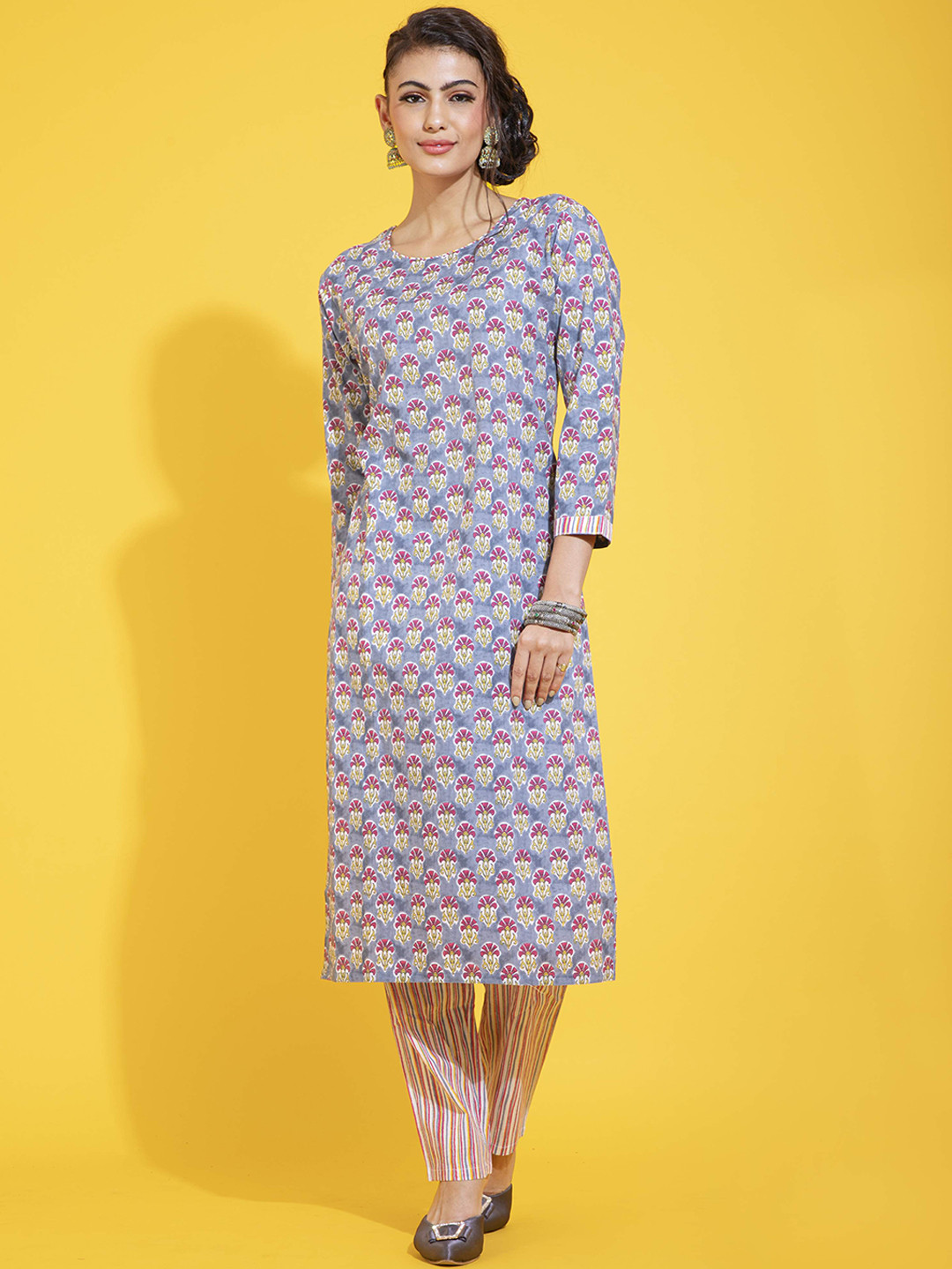

POONAM DESIGNER Women Grey Embroidered Pure Cotton Kurti with Trousers & With Dupatta
