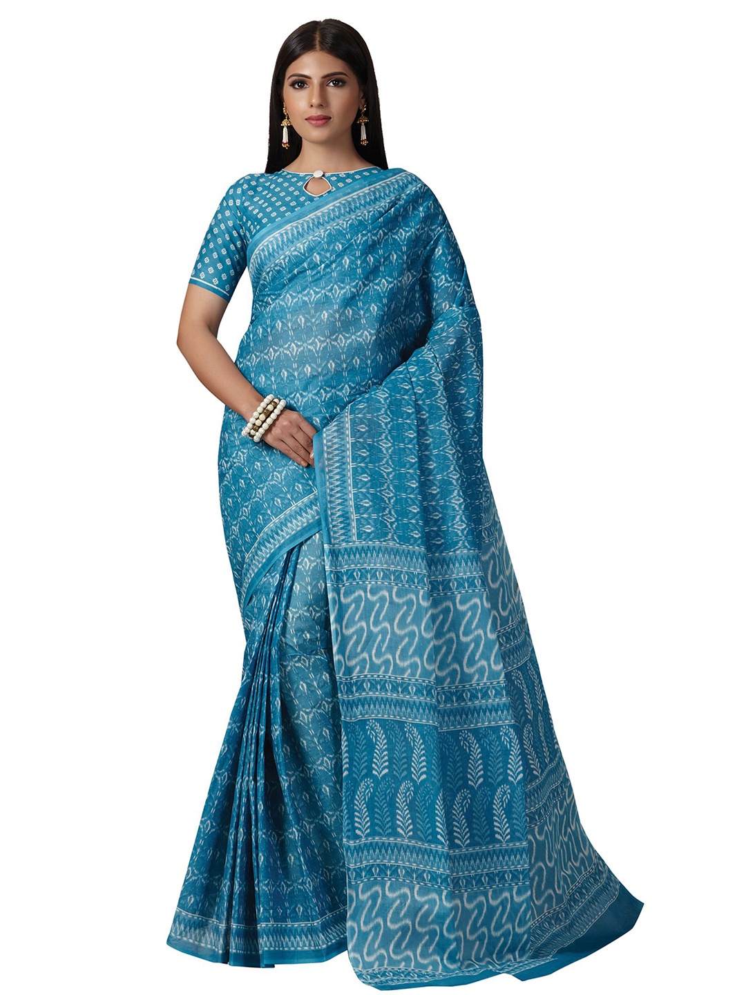 

SHANVIKA Blue & White Pure Cotton Block Print Saree