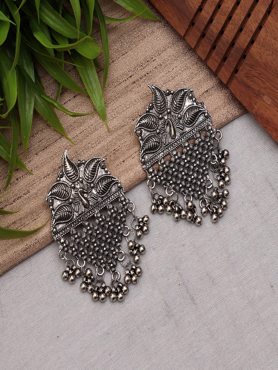 

Ethonica Silver-Toned Classic Drop Earrings