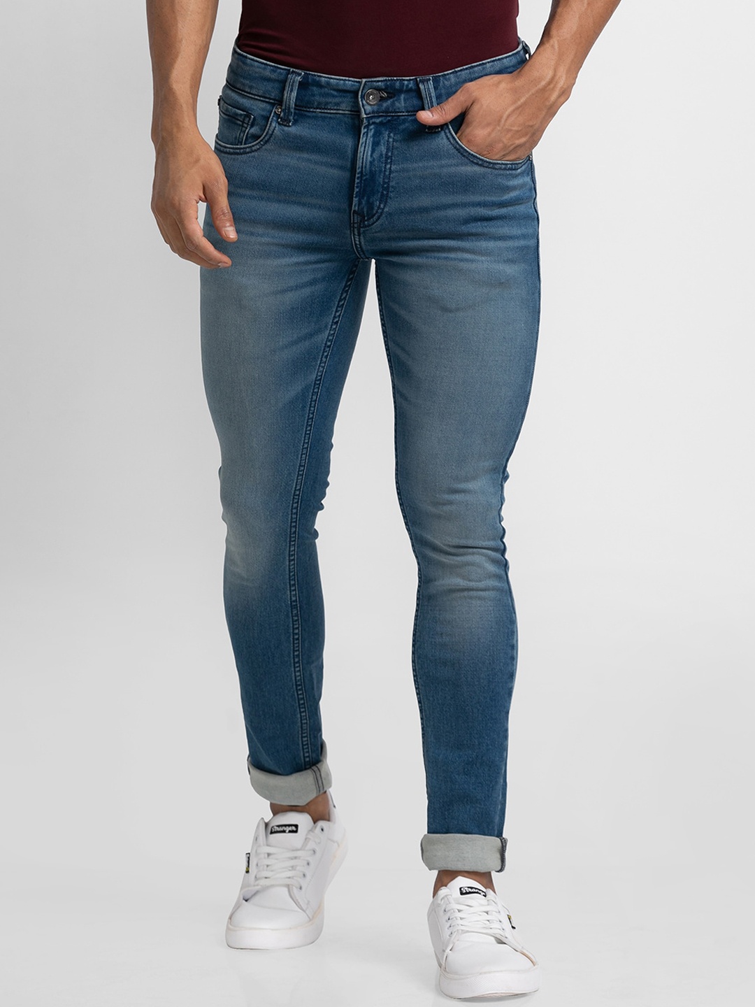 

SPYKAR Men Blue Slim Fit Low-Rise Light Fade Jeans