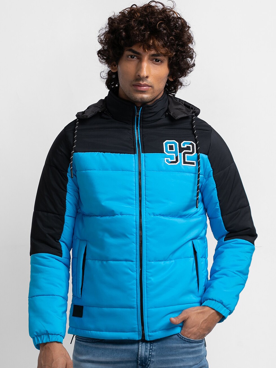 

SPYKAR Men Blue Colourblocked Padded Jacket with Patchwork