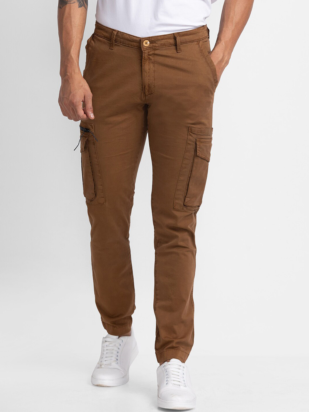 

SPYKAR Men Brown Slim Fit Cargos Trousers