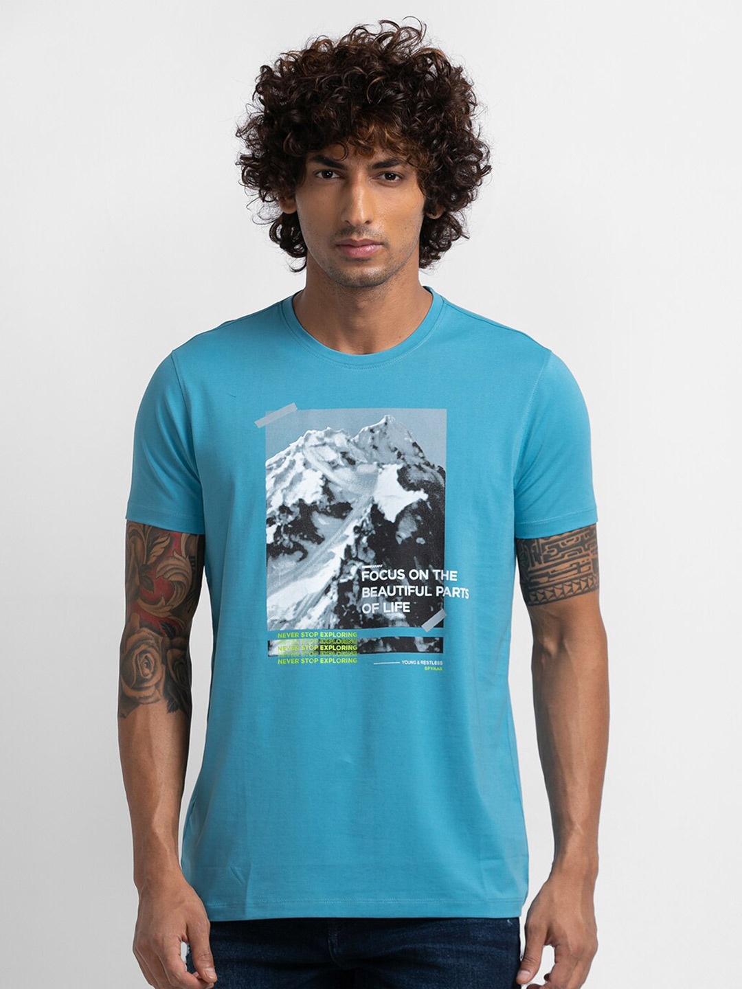 

SPYKAR Men Blue Biker Printed Raw Edge Slim Fit T-shirt