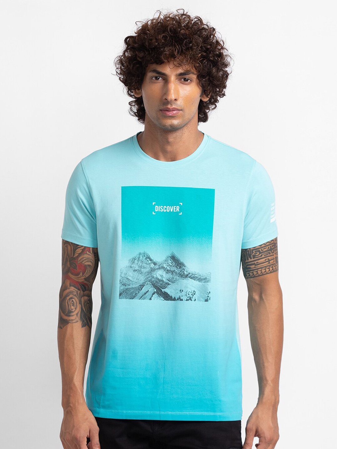 

SPYKAR Men Blue Printed Raw Edge Slim Fit T-shirt