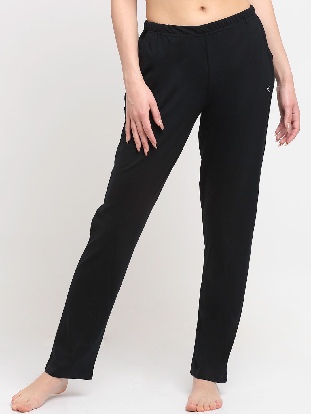 

Kanvin Women Black Solid Pure Cotton Lounge Pants